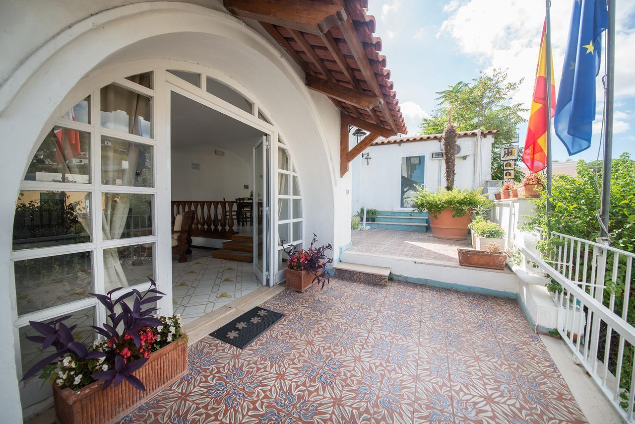 Hotel Antonella Isquia Exterior foto